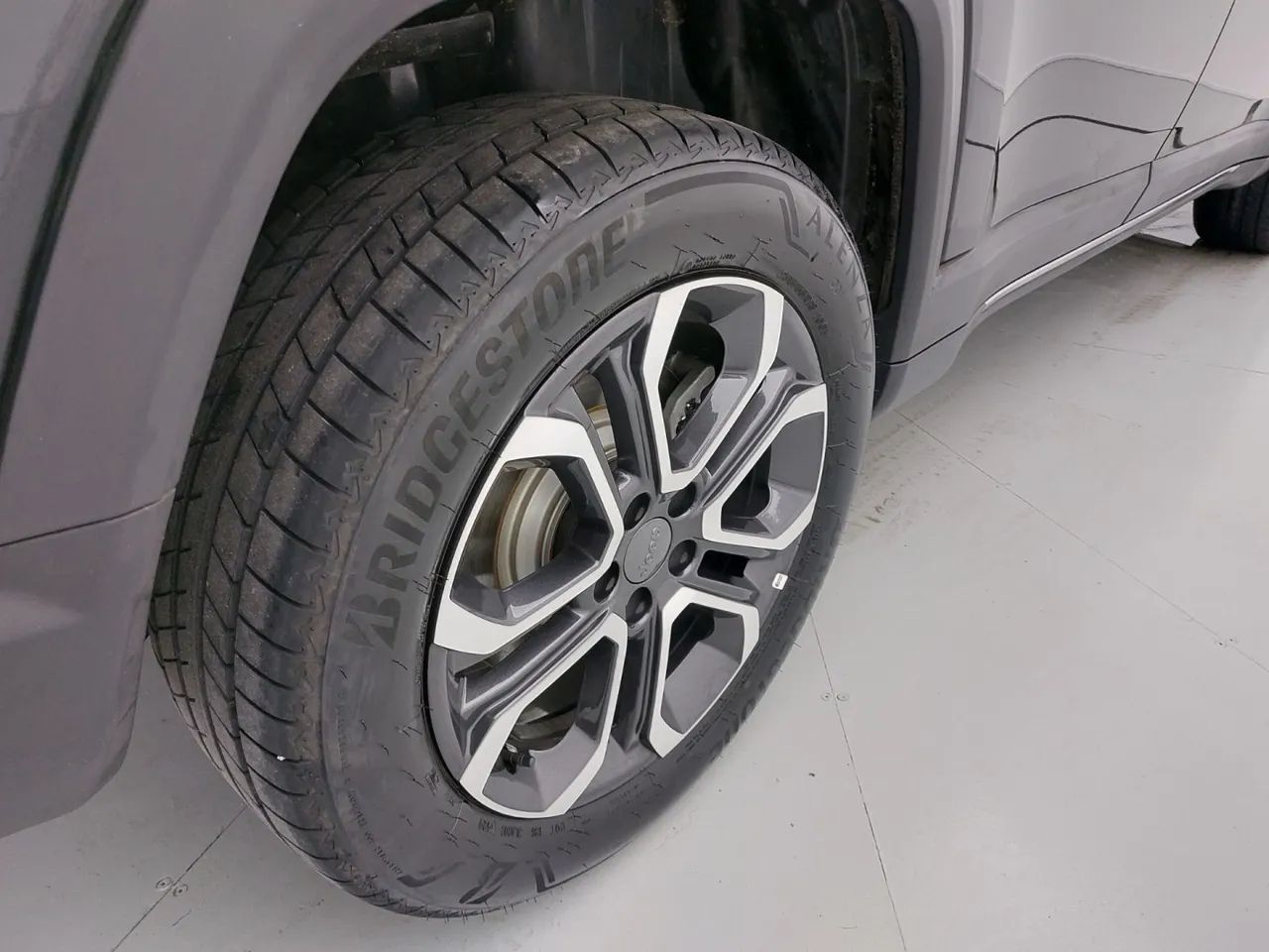 Jeep Commander Limited T270 1.3 TB Flex Aut., foto 14 de 18