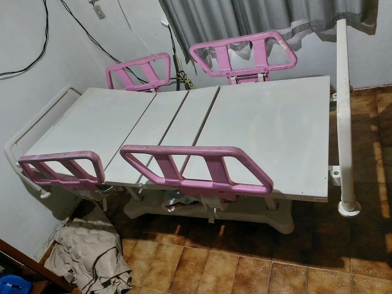 Cama hospitalar - Foto 2