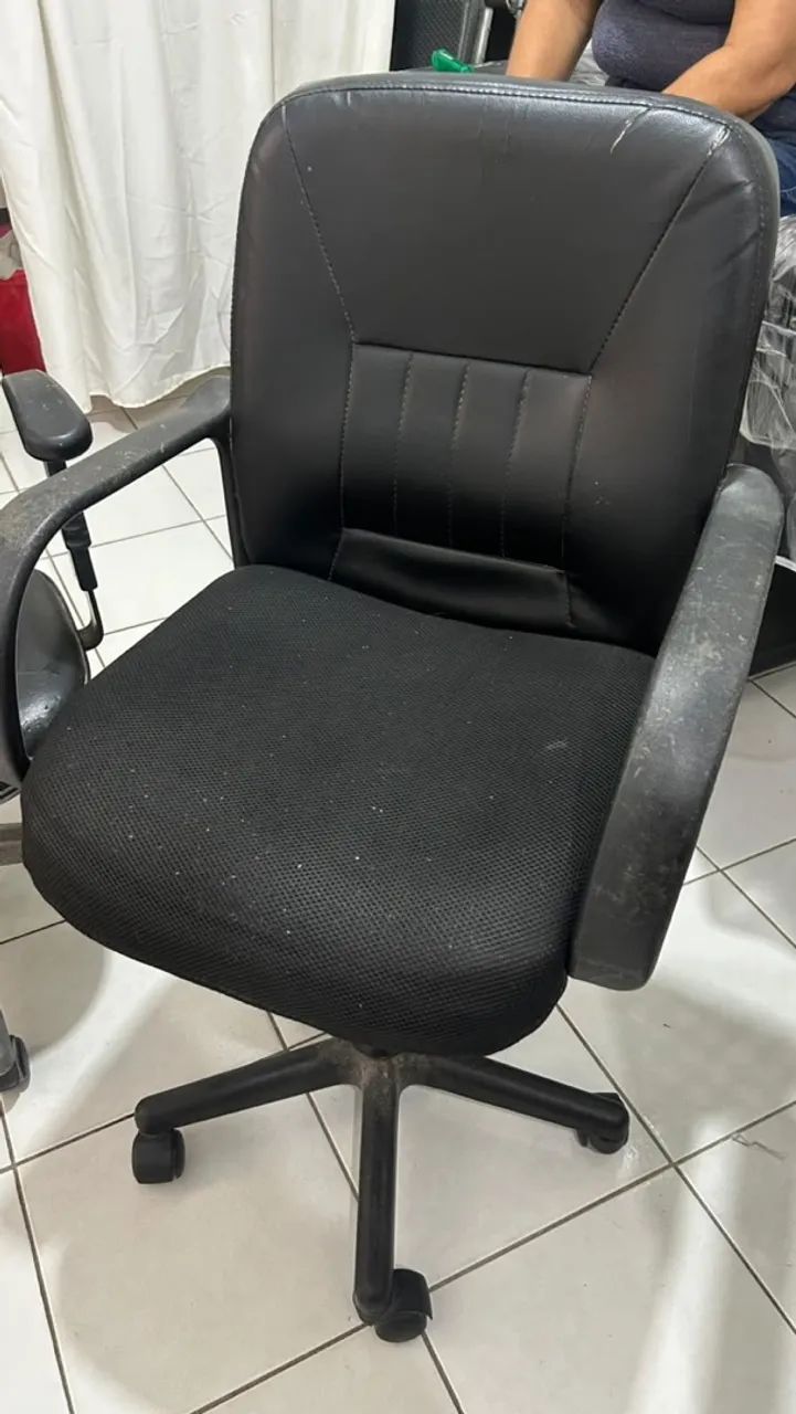 2  Cadeiras de escritório - Foto 2