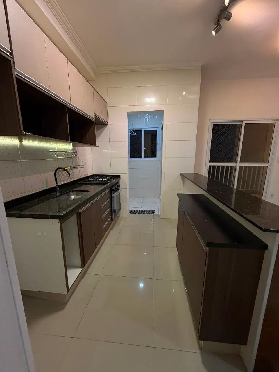 Apartamento 2 quartos, Condomínio Parque das Flores