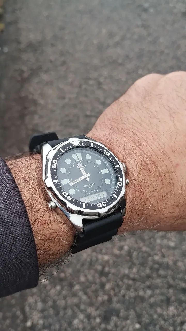 Relógio Casio AQ-600w