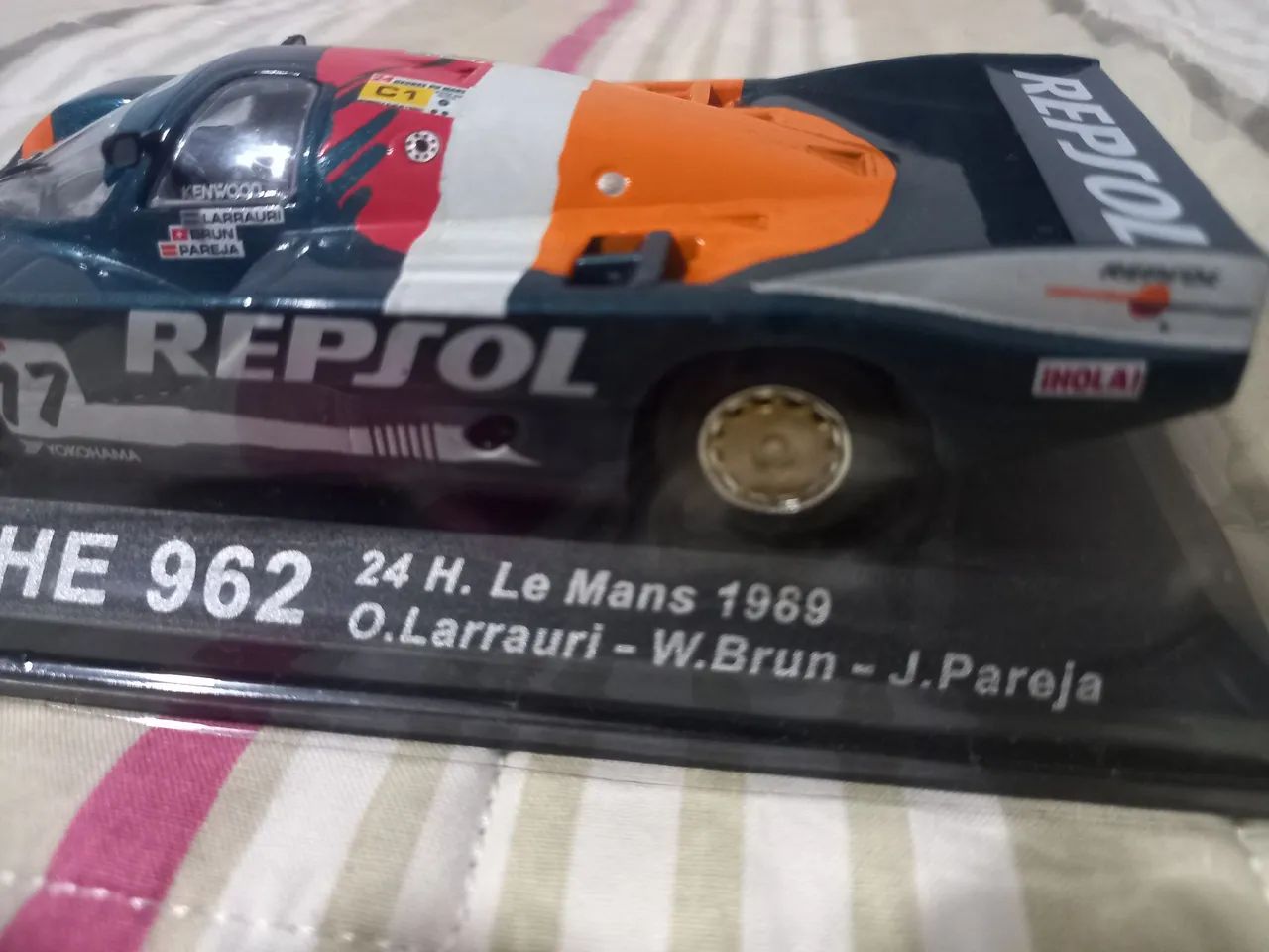Miniatura Porsche 962 24h Le Mans 1989 1:43 - Foto 2