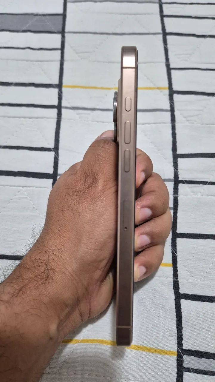 IPHONE 16 PRO MAX 512GB - Foto 3