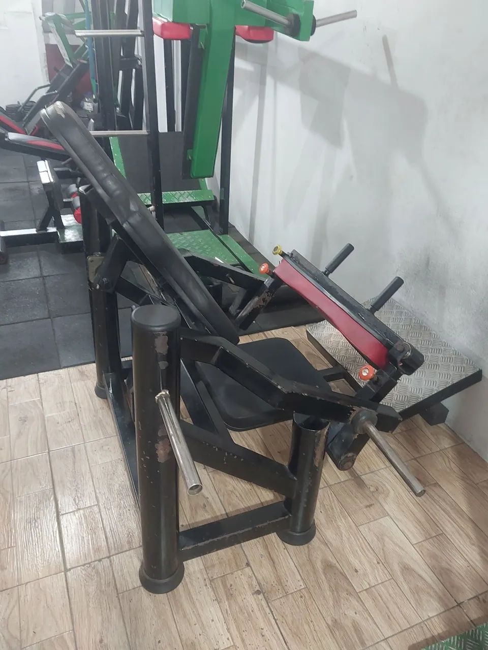 Aparelho de musculação 