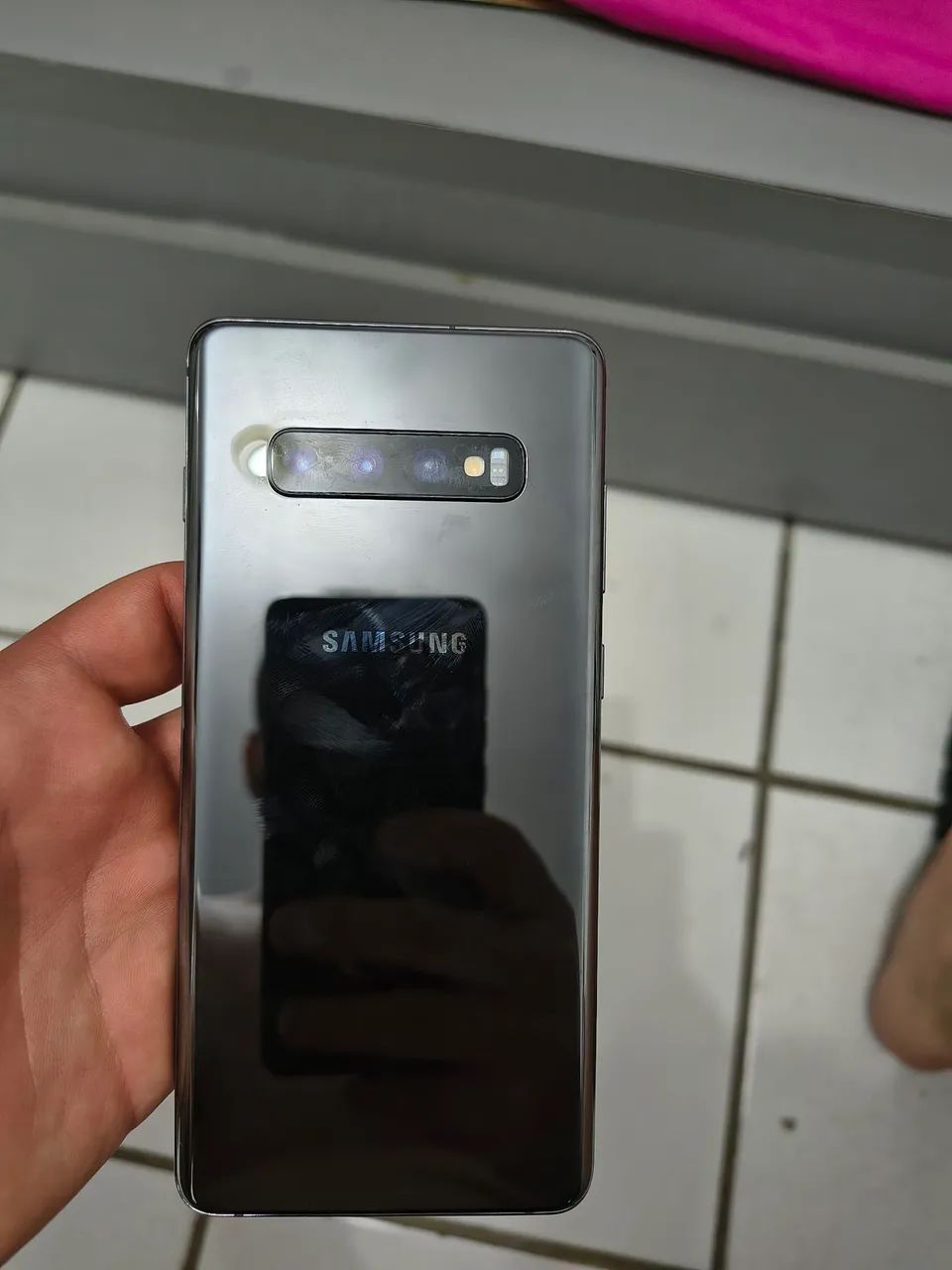 Samsung S10+ - Foto 2