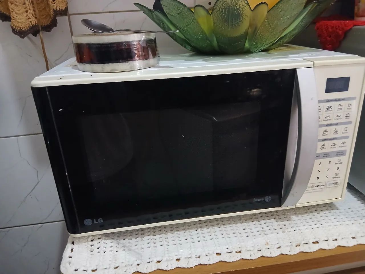 Micro-ondas funcionando perfeitamente. 
