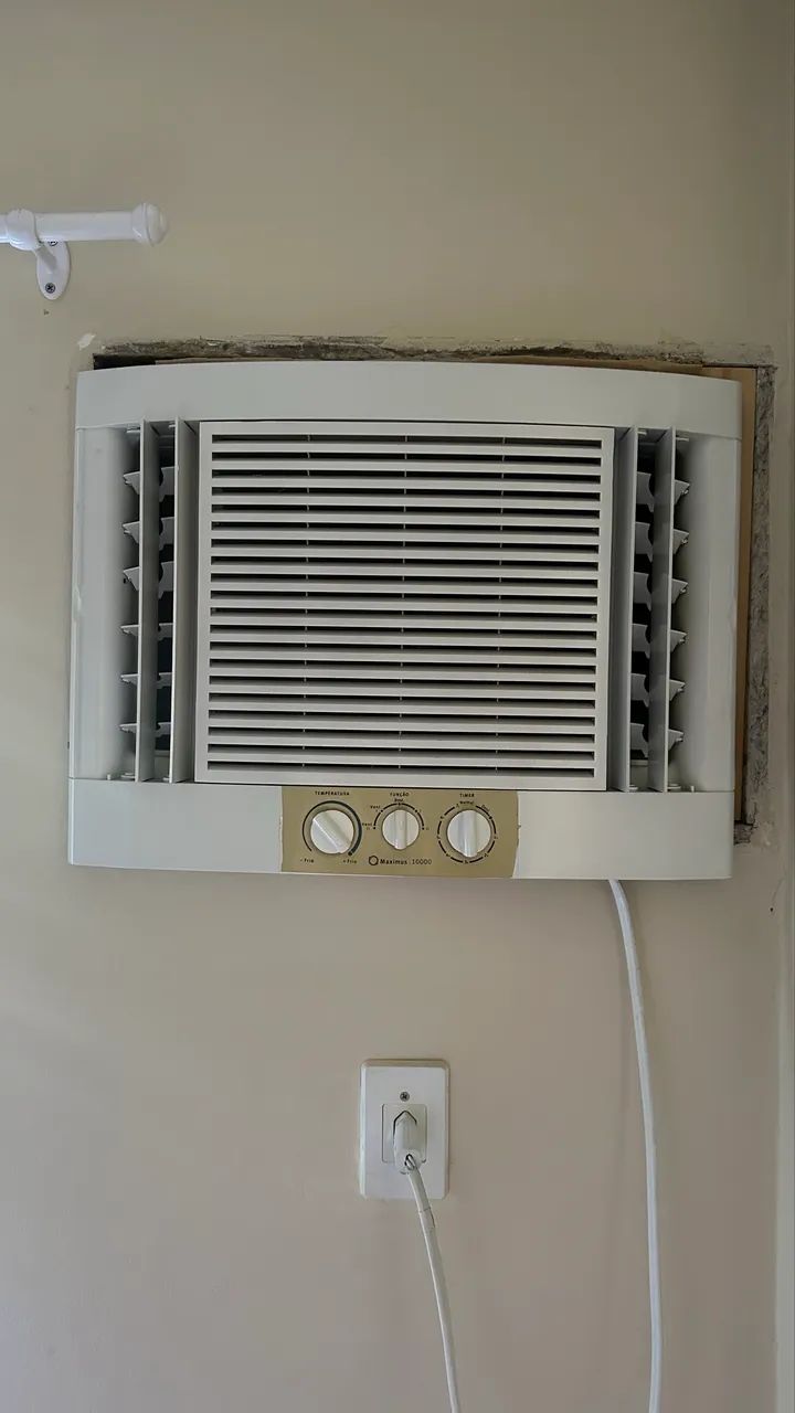 Ar Condicionado Eletrolux Maximus 10000 com timer