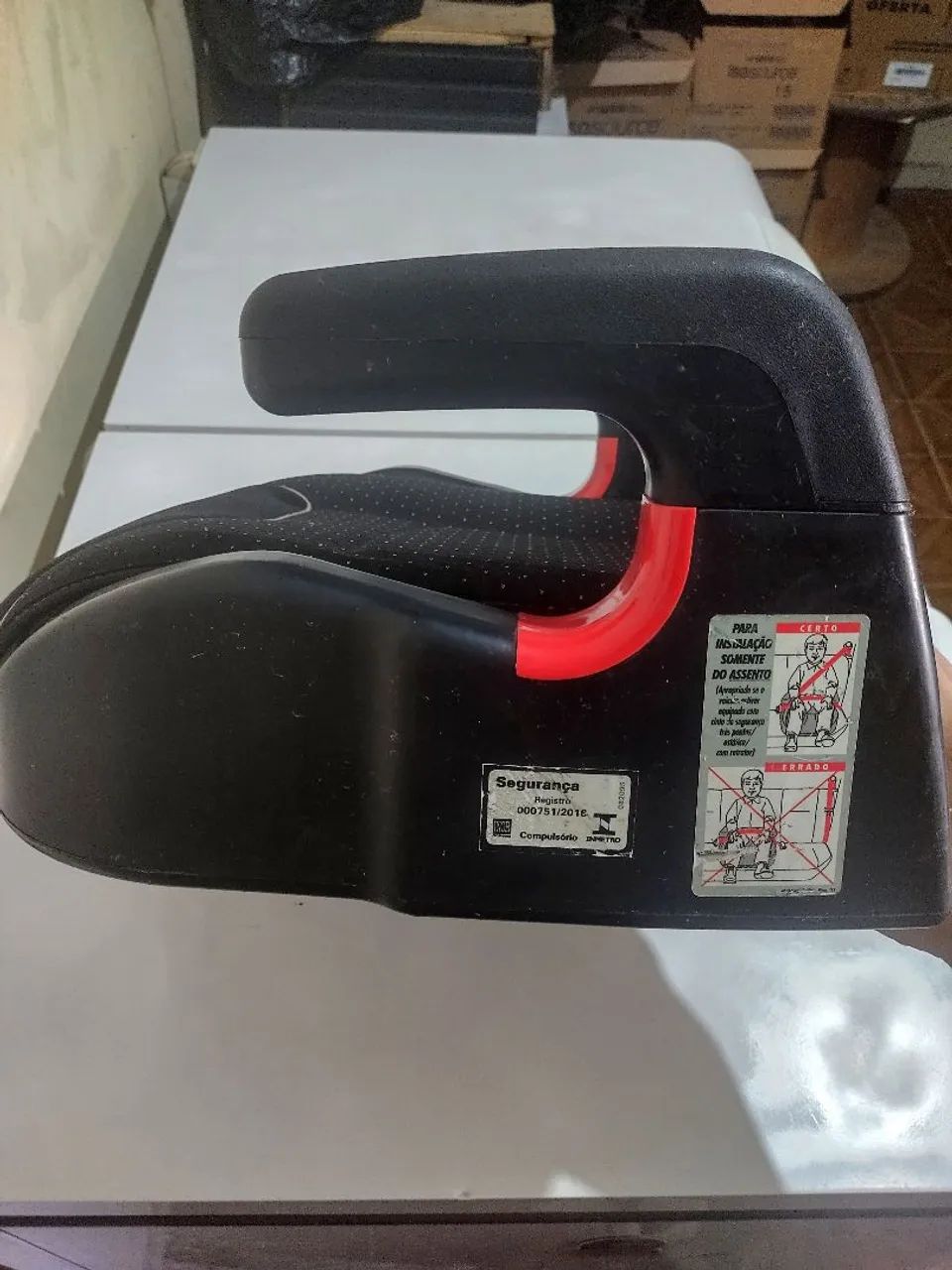 Assento de Elevação para Carro Usado para Crianças - Foto 4