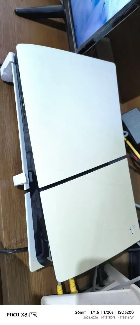 Vendo PS5 slin 1 tera com jogos  - Foto 2