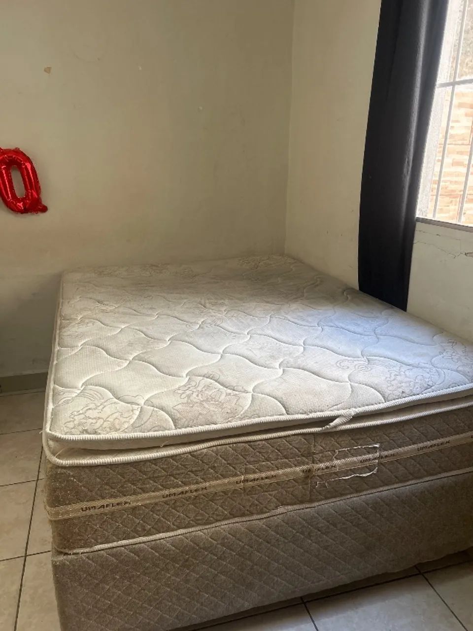 Cama box de casal 