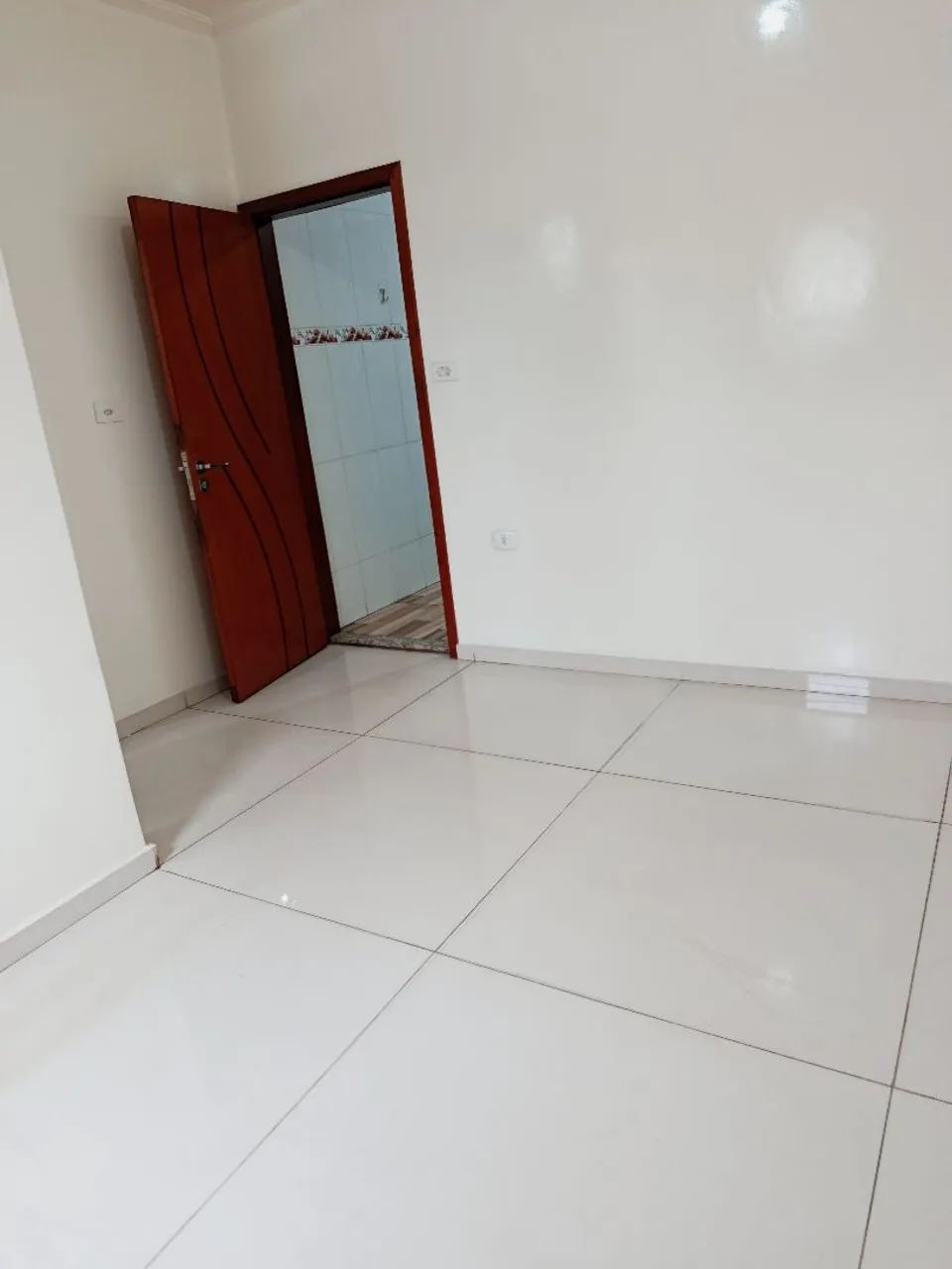 Alugo uma casa na Av Guinter Hans em frente terminal esquina do pratico Aero rancho  - Foto 6