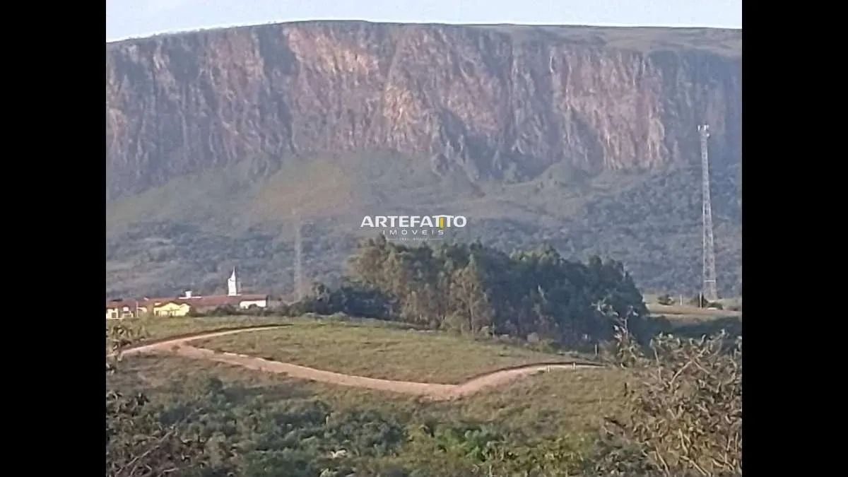 Terreno à venda em São Roque de Minas, Centro, 468m²