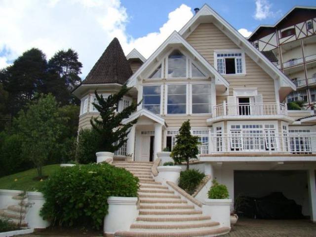 Casa de Alto padrão com 13 suítes, Possível Pousada