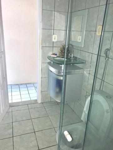 Casa 3/4 grande bastante arejada localização excelente - Foto 2