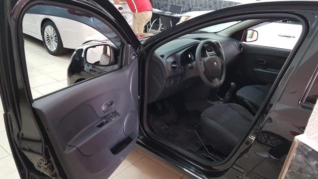 RENAULT SANDERO 2017/2017 1.0 AUTHENTIQUE 16V FLEX 4P MANUAL - Foto 4