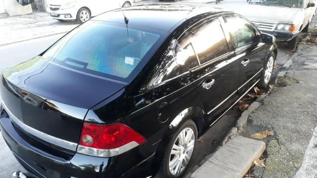 Vectra Sedan 2.0 8V - Foto 3