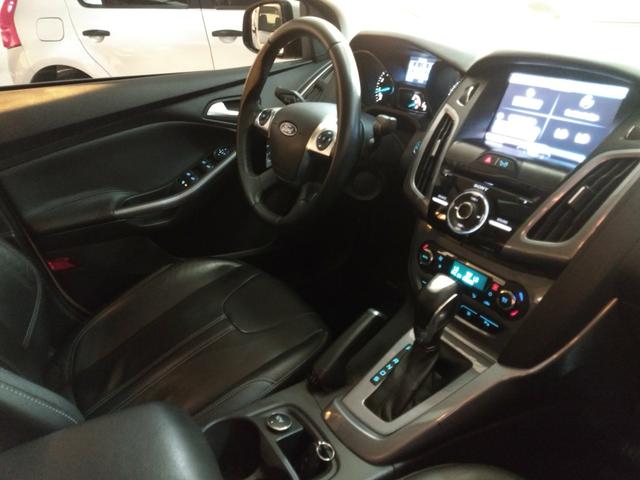 Focus sedan titanium plus c/ Teto 2014 - Foto 9