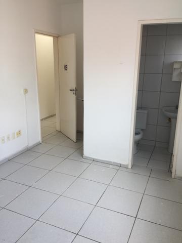 Alugo kitinete próximo mercado dos peões - Foto 5