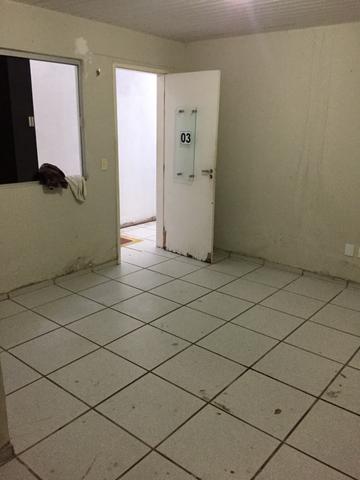 Alugo kitinete próximo mercado dos peões - Foto 3