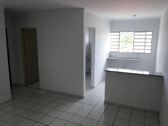 Alugo Apartamento de 2 quartos no centro de Barra do Garças, MT - Foto 8