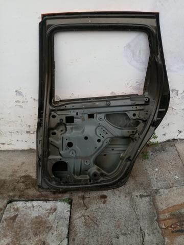Porta traseira direita duster - Foto 2