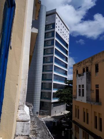 Ampla sala de 200m², no coração do Recife Antigo, em prédio tombado - Foto 19