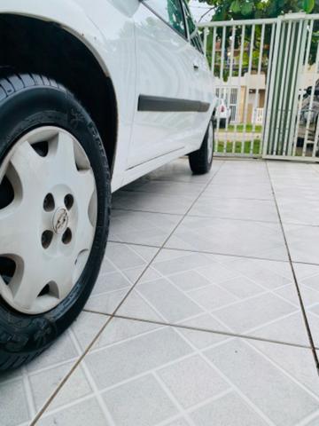 Vendo celta 2003, super econômico - Foto 6
