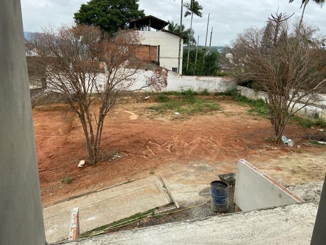 Vendo sobrados ótima localização - Foto 17