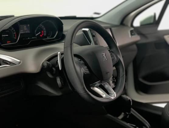 208 2017/2017 1.6 GRIFFE 16V FLEX 4P AUTOMÁTICO - Foto 10