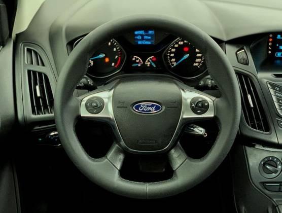 FOCUS 2013/2014 2.0 S SEDAN 16V FLEX 4P POWERSHIFT - Foto 6