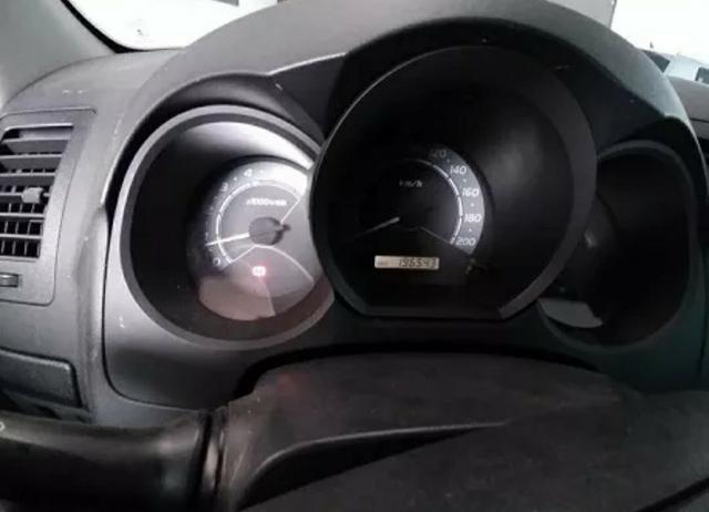 Vendo hilux - Foto 5