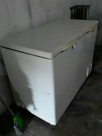 Vendo frizer 1000 valor a negociar. - Foto 2