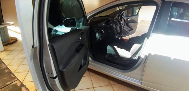 Prisma Sedã 1.4 2016/2017 Completo R$ 44.000,00 - Foto 5