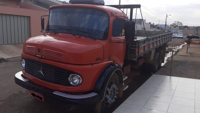 VENDO CAMINHÃO MB-2013 ANO 1982 R$ 75.000,00 ESTUDO TROCA