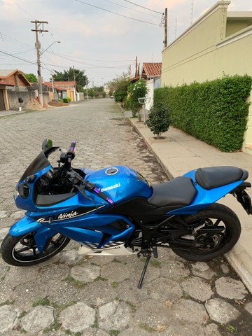 KAWASAKI NINJA 250 2010
