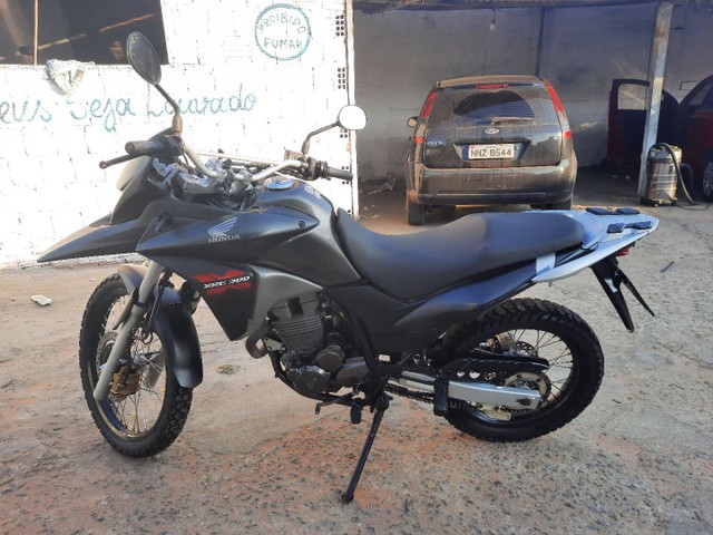 XRE 300 2013 PRETA