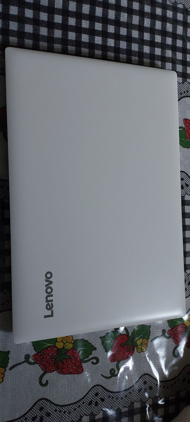 Notebook lenovo core i5 oitava geração!