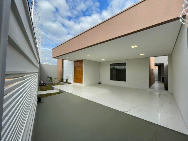 Vendo belíssima casa nova e moderna no bairro Portal Ipê - Foto 3