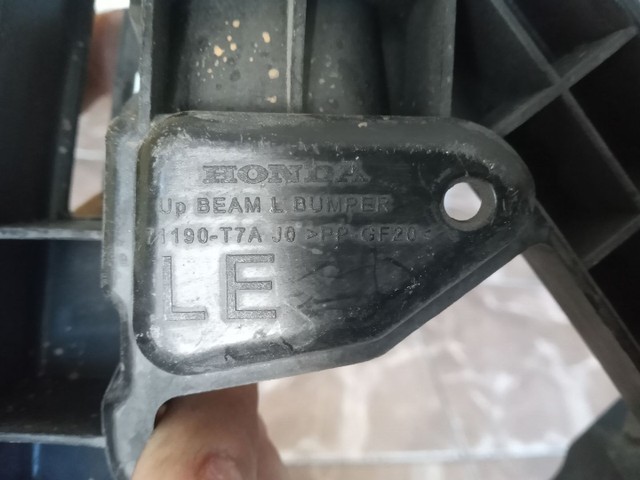 Guia Suporte do farol Honda Hrv 2019(Preço unitário) - Foto 3