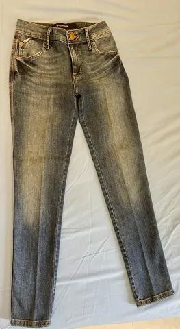 Calça.