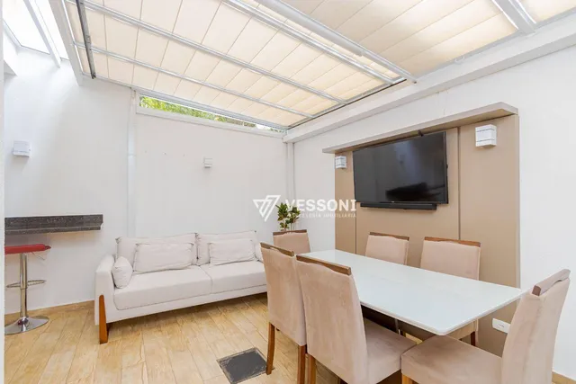 Sobrado mobiliado | Pilarzinho | Porteira fechada | 3 Dormitórios |162 m² privativios |R$