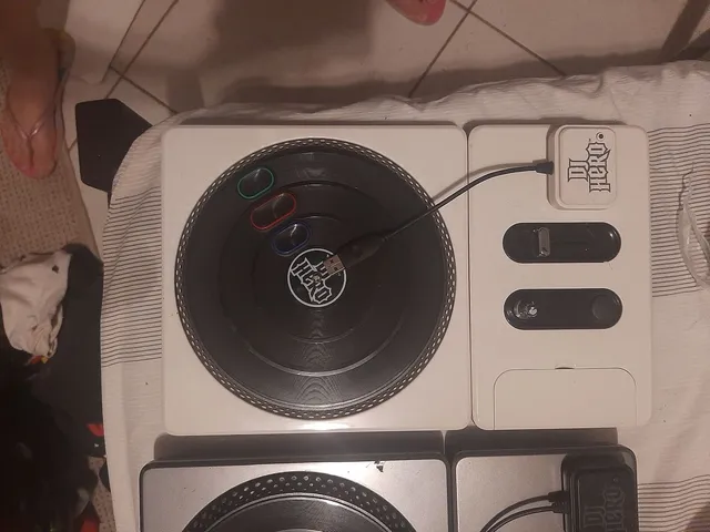 Jogo guitar hero 3 xbox 360  +27 anúncios na OLX Brasil