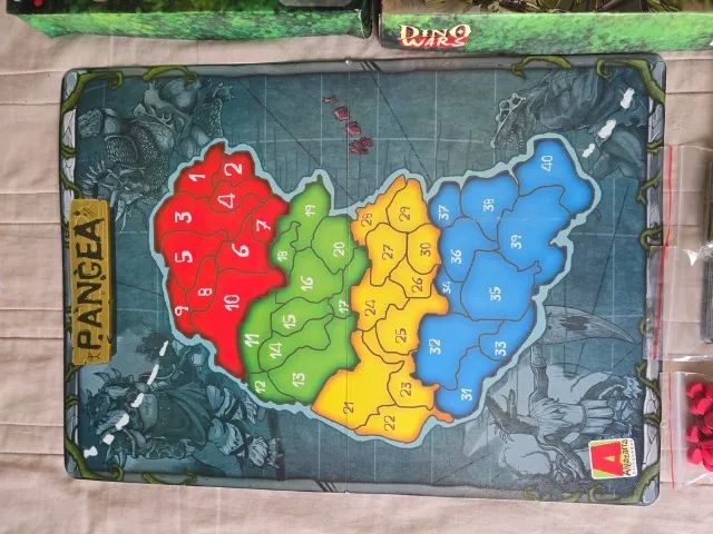 Jogo Tabuleiro Dino Wars - leia o anuncio - Foto 2
