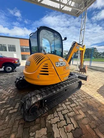 Mini escavadeira JCB 8055 ano 2015 