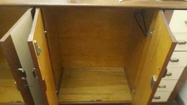 excelente c ômoda cabideira em compensado com 2 módulos e 6 gavetas - Foto 4