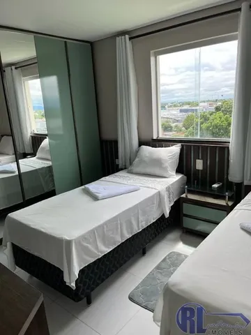 Imperdível!!Alugo Apartamento mobiliado no Centro com 2 quartos,sendo 1 suíte!