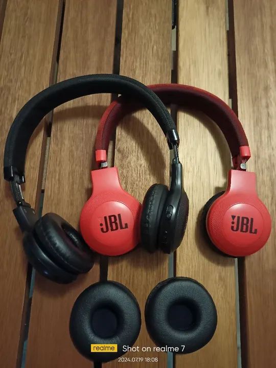 Vendo fones original JBL E45BT novinhos! 