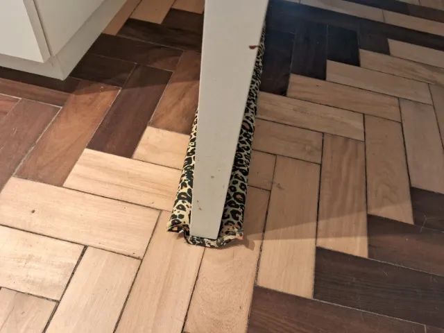 Protetor Rolinho Rolo Veda Porta 80cm Cor Animal Print - Foto 4