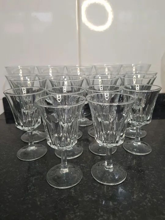 Jogo de 20 Taças em Demi Cristal Francês Antigas