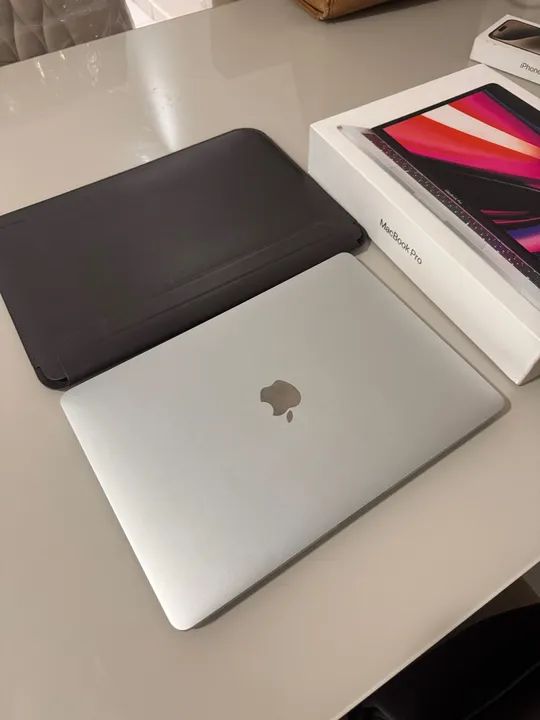 MacBook pro m2 